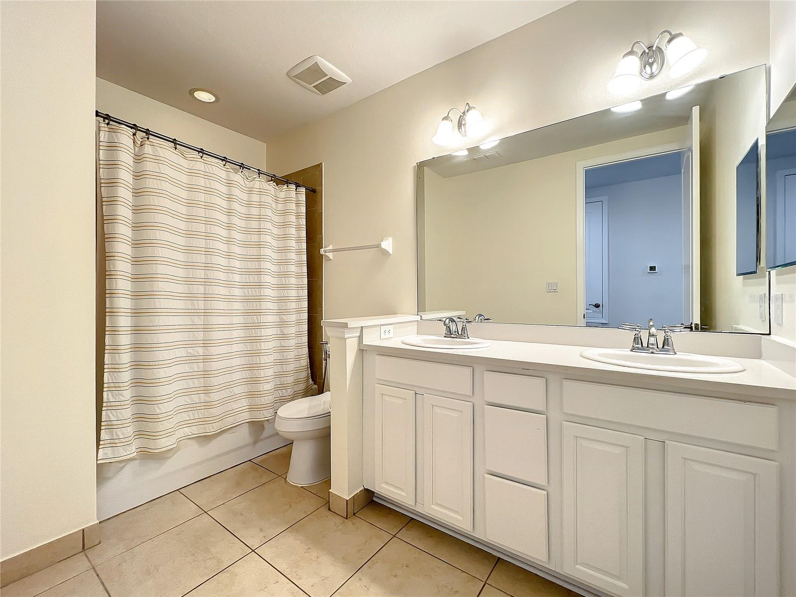 Casa 4 quartos na Florida - Imagem 2